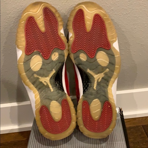 Air Jordan 11 XI Cherry 2001 White Varsity Red 12 - Picture 3 of 8